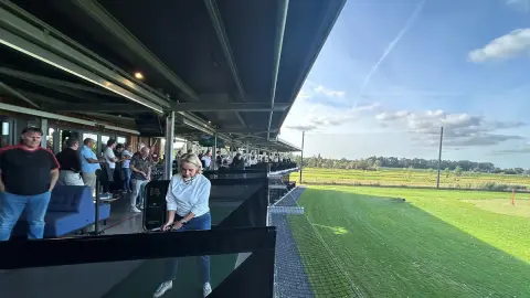 BS087   Chi Chi golf middag   1200x675